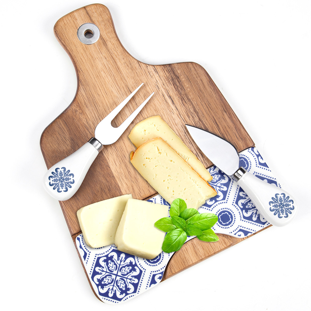 Enhancing Hygiene with Antibacterial Acacia Wood Boards in Professional Kitchens